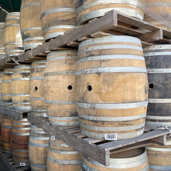 Used Whole oak wine barrels for sale
